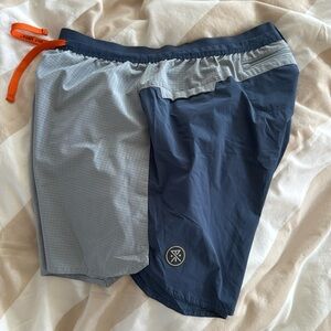 Roark Run Amok - Shorts Small